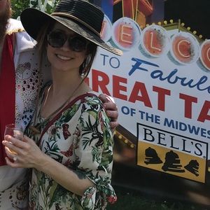 Meet your Posher, Corrie